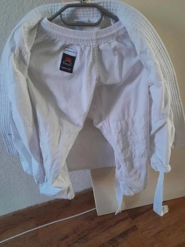 Kimono de karate para niños – Talla 130 cm – Muy buen estado – photo 5